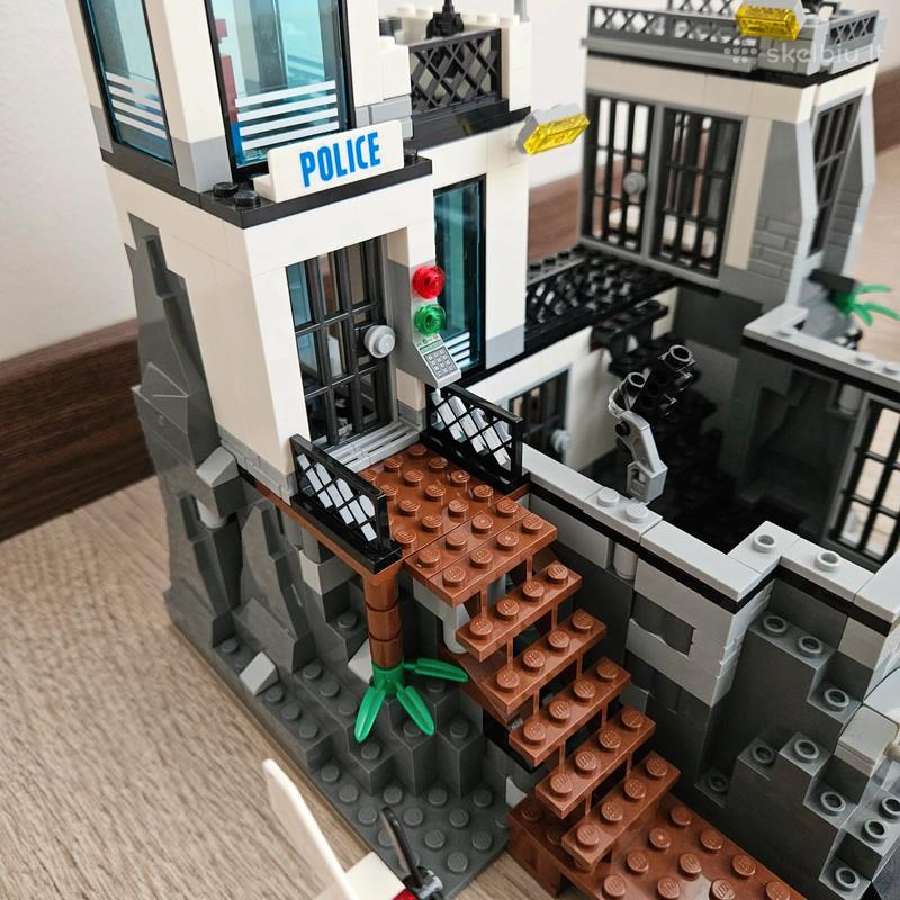 Labai geros būklės Lego City Kalėjimo sala 60130 - nuotraukos Nr. 9