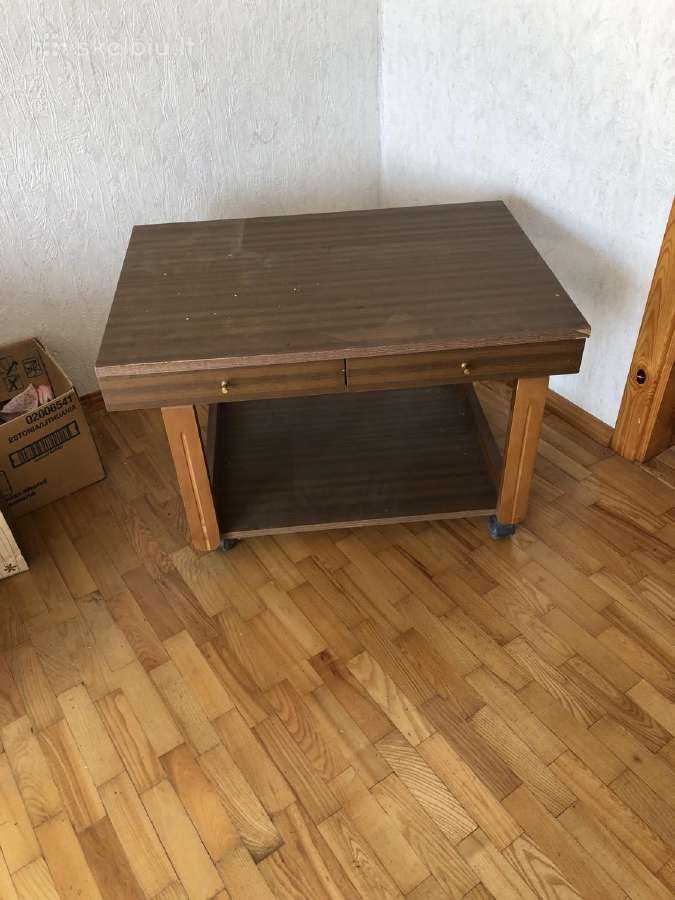 TV staliukas