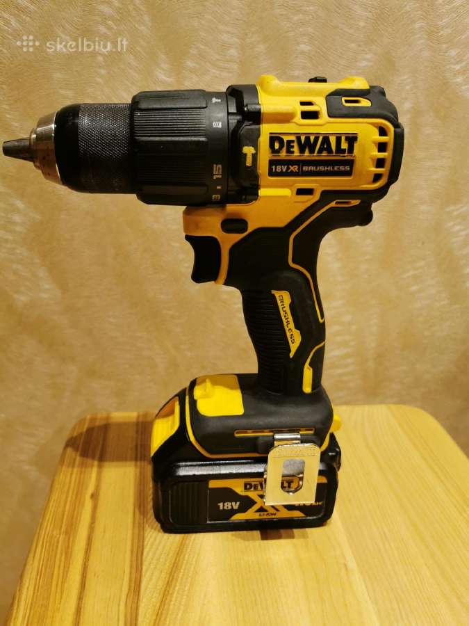 Dewalt, Milwaukee įrankiai.