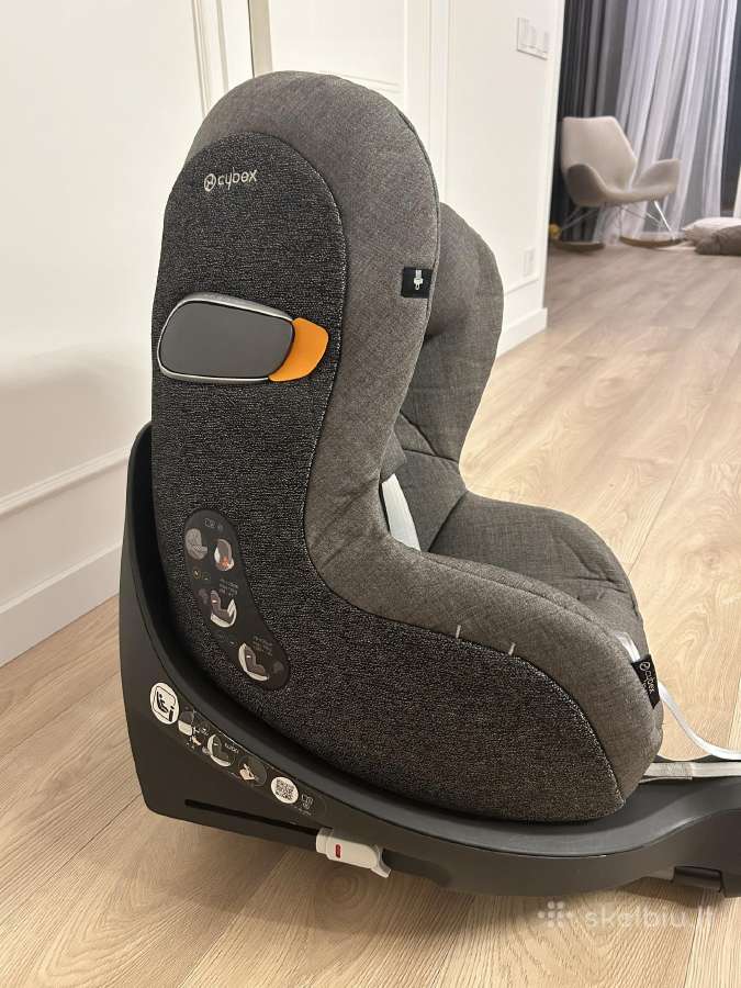 Cybex Sirona Zi+ (Soho Grey Plus)