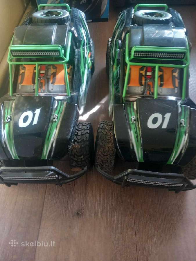 Maisto Tech Off Road Fighter RC 2 Automobiliai