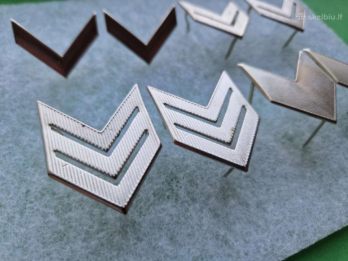 Vidaus tarnybos laipsnių metaliniai ženklai - nuotraukos Nr. 2