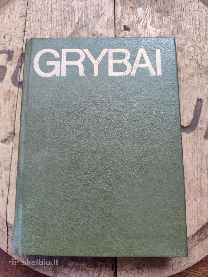 Sena knyga apie grybus