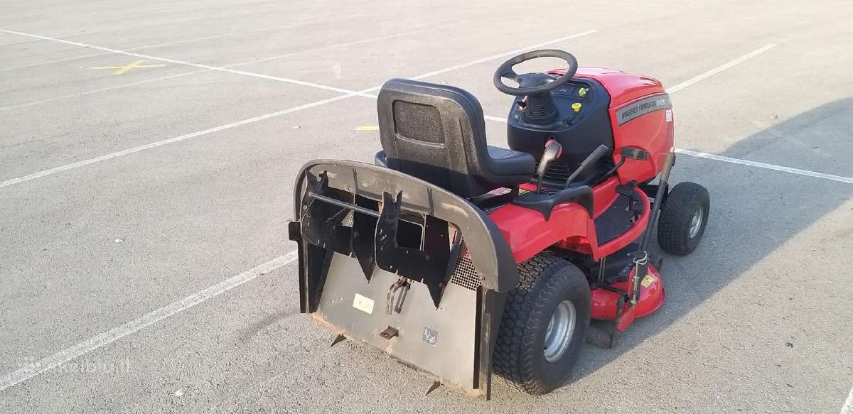 Sodo Traktorius Massey Ferguson Automatas Vanguard - nuotraukos Nr. 7