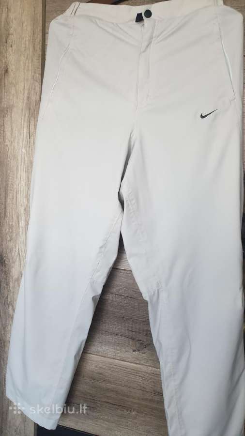 Nike kelnės