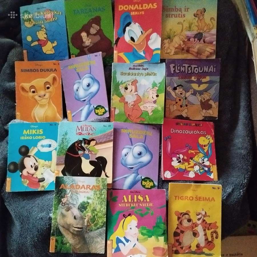 Mini Disney ir kitų knygučių komplektas