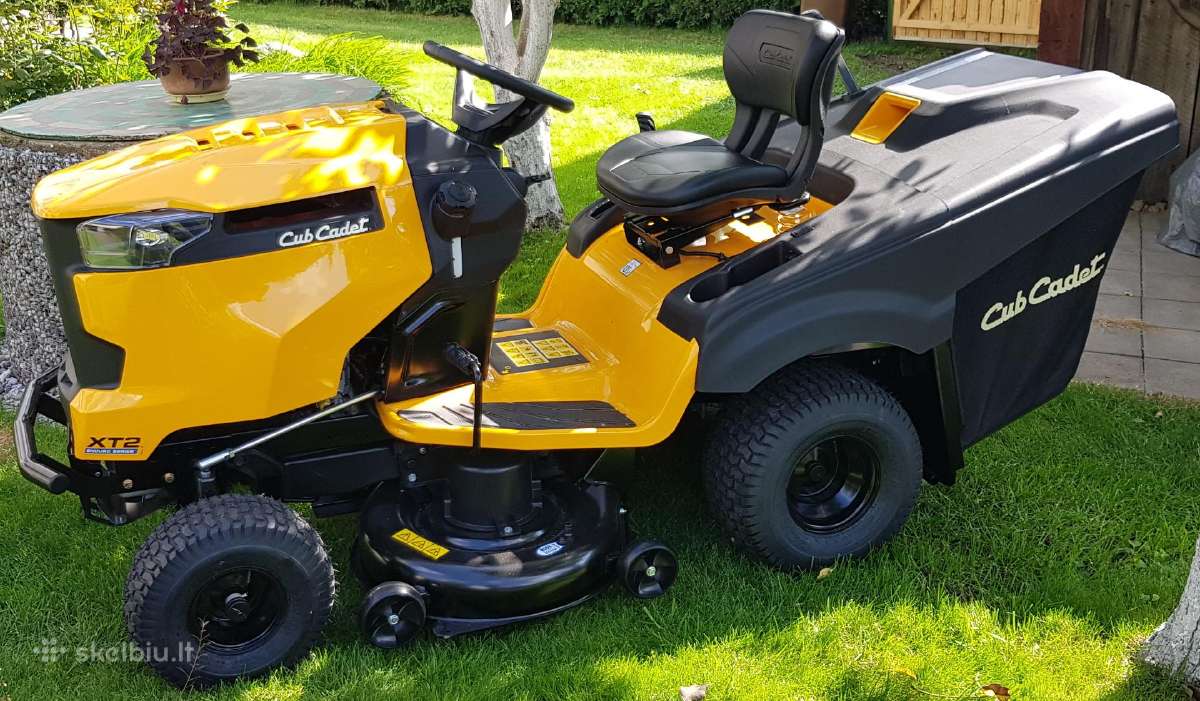 Žolės pjovimo traktoriukas Cub Cadet Xt2 - Skelbiu.lt