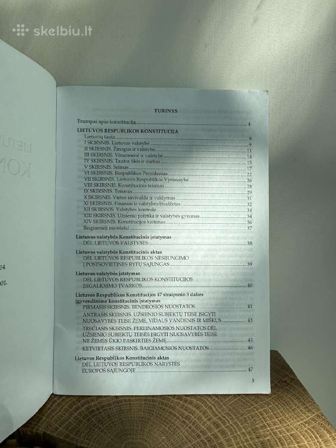Lietuvos respublikos konstitucija - nuotraukos Nr. 3
