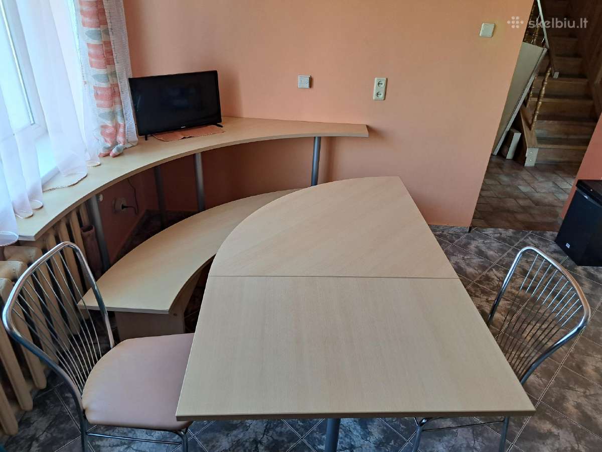 Puikios būklės virtuvinis stalas su suolu - nuotraukos Nr. 2