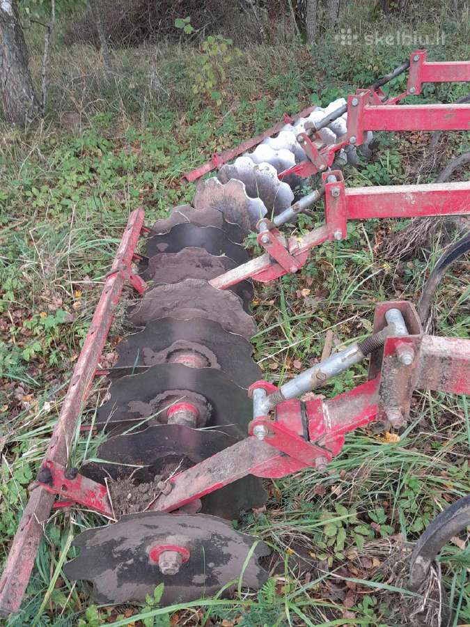 Noraginis skutikas Vaderstad Sk13