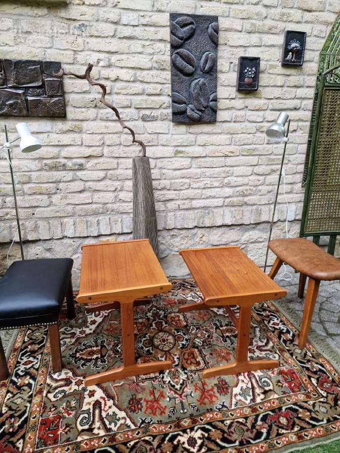 Vintažinis mid century tikmedžio staliukų duetas - nuotraukos Nr. 19