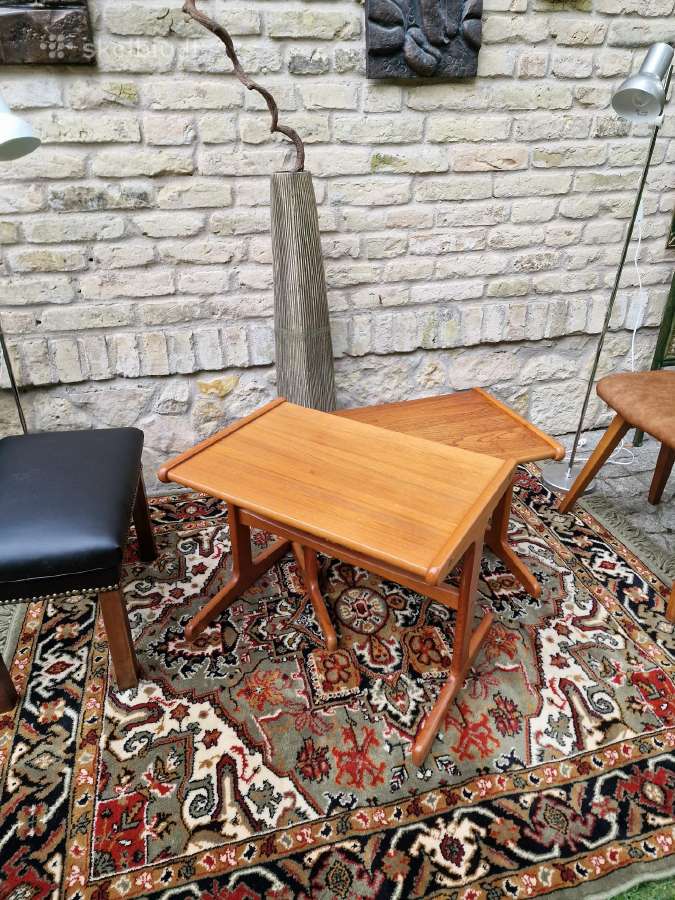 Vintažinis mid century tikmedžio staliukų duetas - nuotraukos Nr. 26