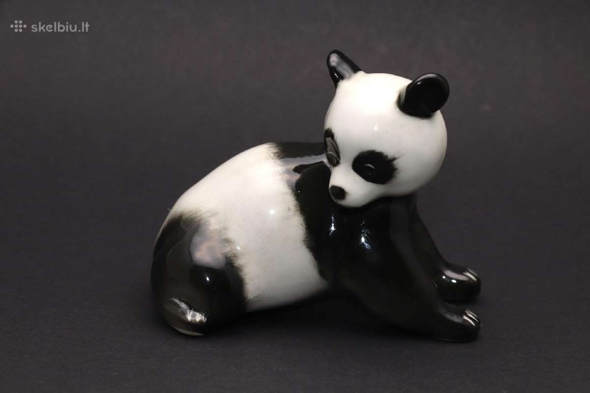 Panda porcelianas aukštis 9 cm. kaina 30 euru