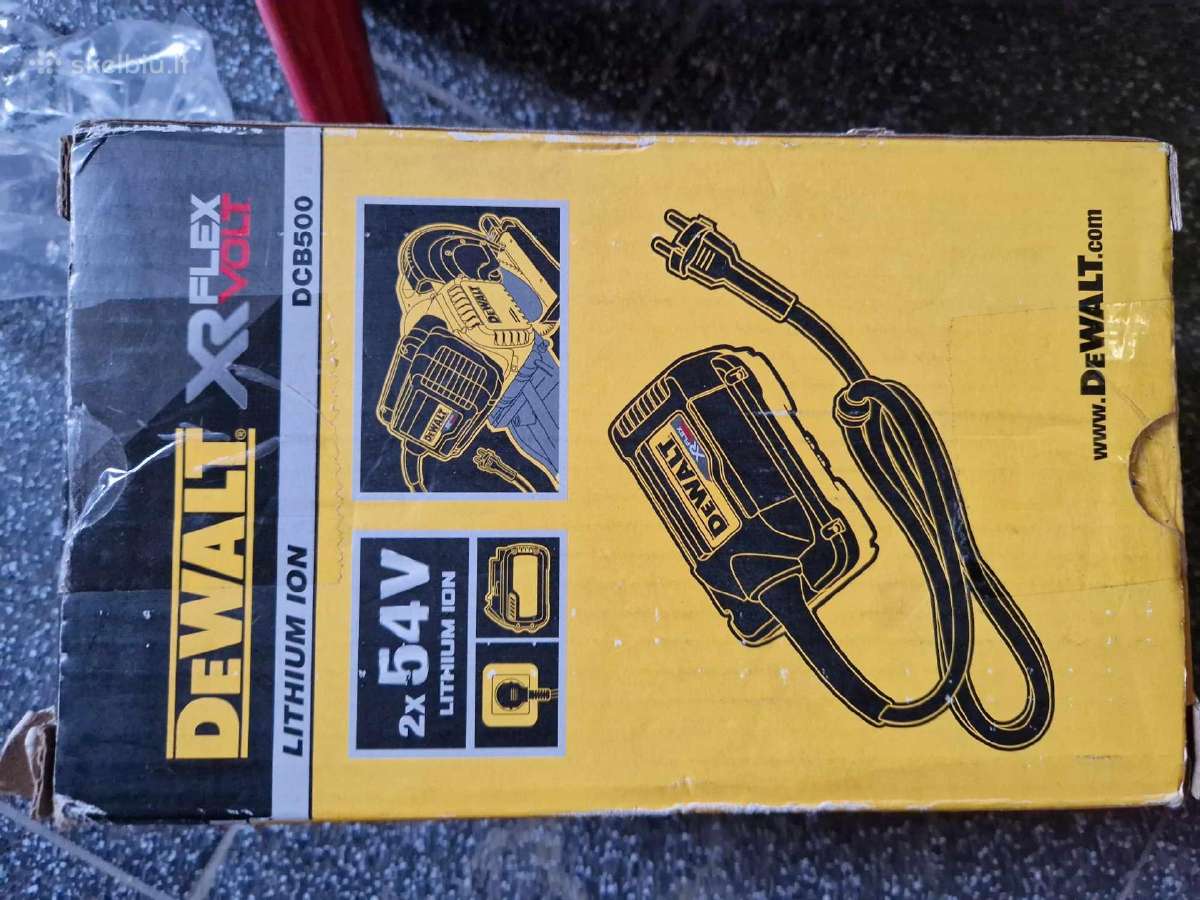Dewalt adapteris naujas