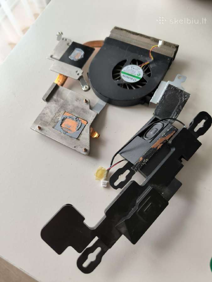 Dell inspiron n5510 dalimis - nuotraukos Nr. 8