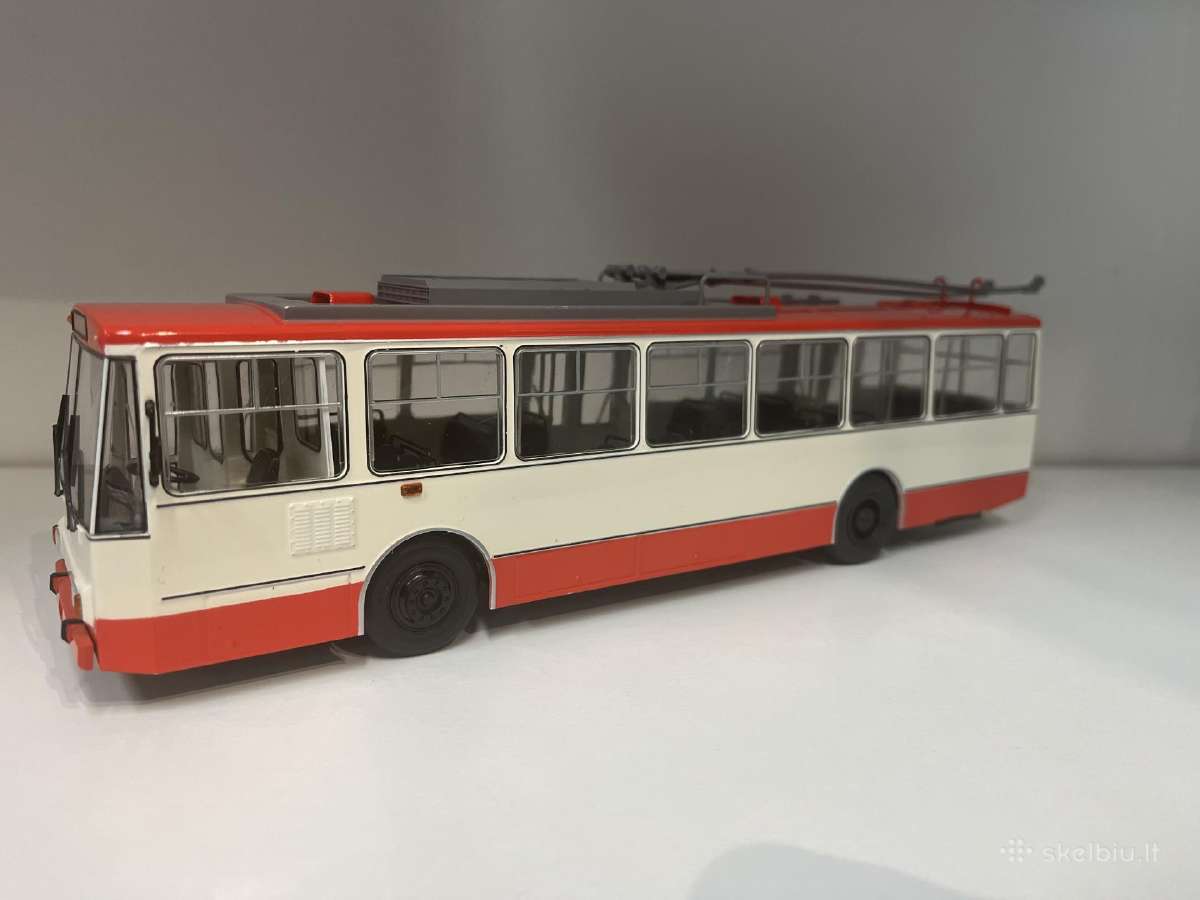Kolekciniai modeliukai-skoda 14tr - nuotraukos Nr. 2