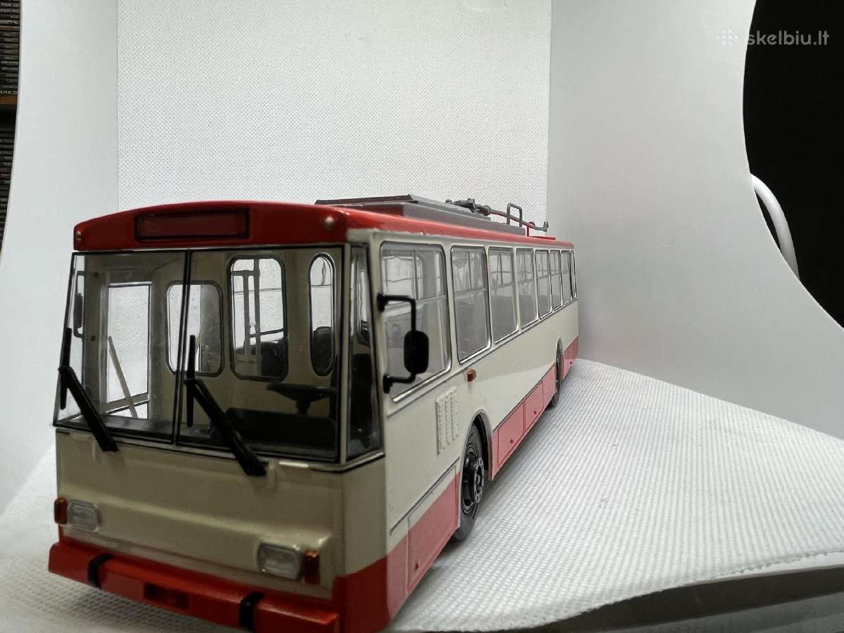Kolekciniai modeliukai-skoda 14tr - nuotraukos Nr. 6
