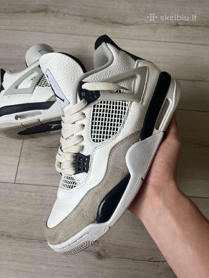 Retro Air Jordan 4 hot