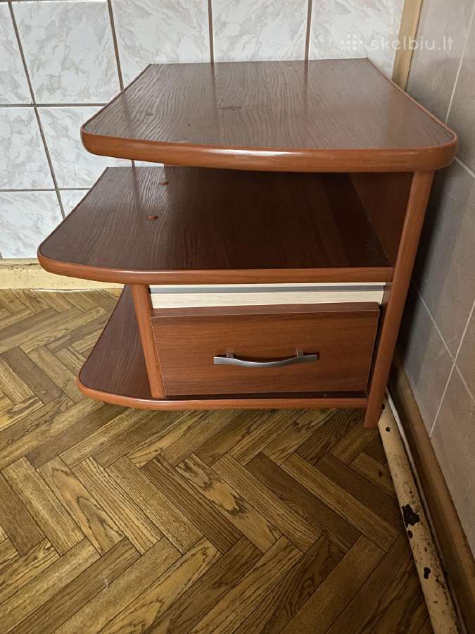 Naktinė spintelė