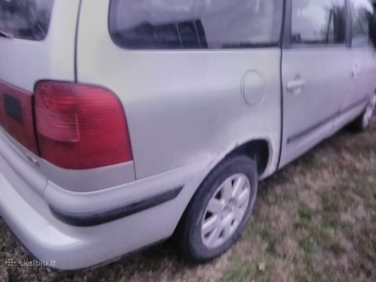 Volkswagen Touran - nuotraukos Nr. 16