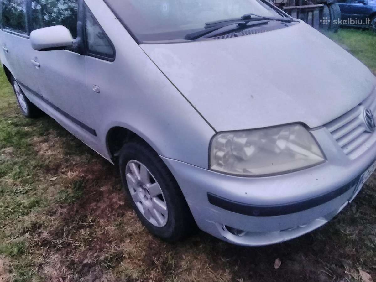 Volkswagen Touran - nuotraukos Nr. 12