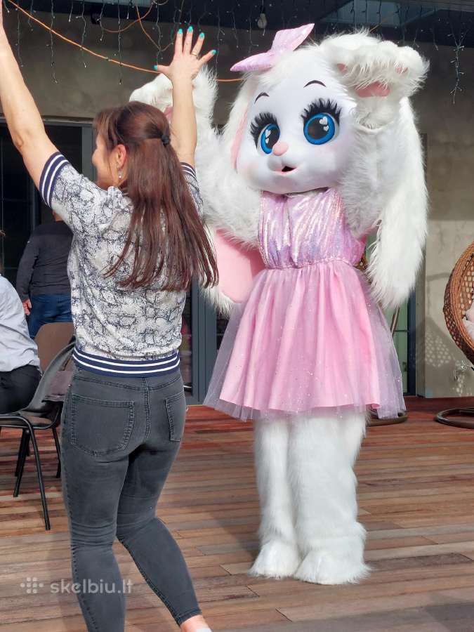 Parduodu zuikutes kostiuma