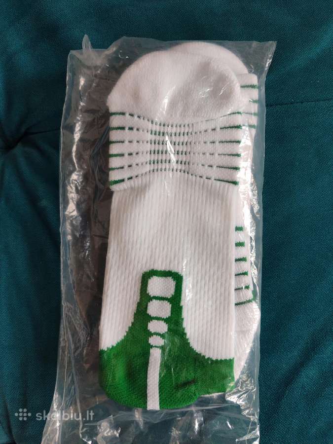 Naujos Nike kojinės