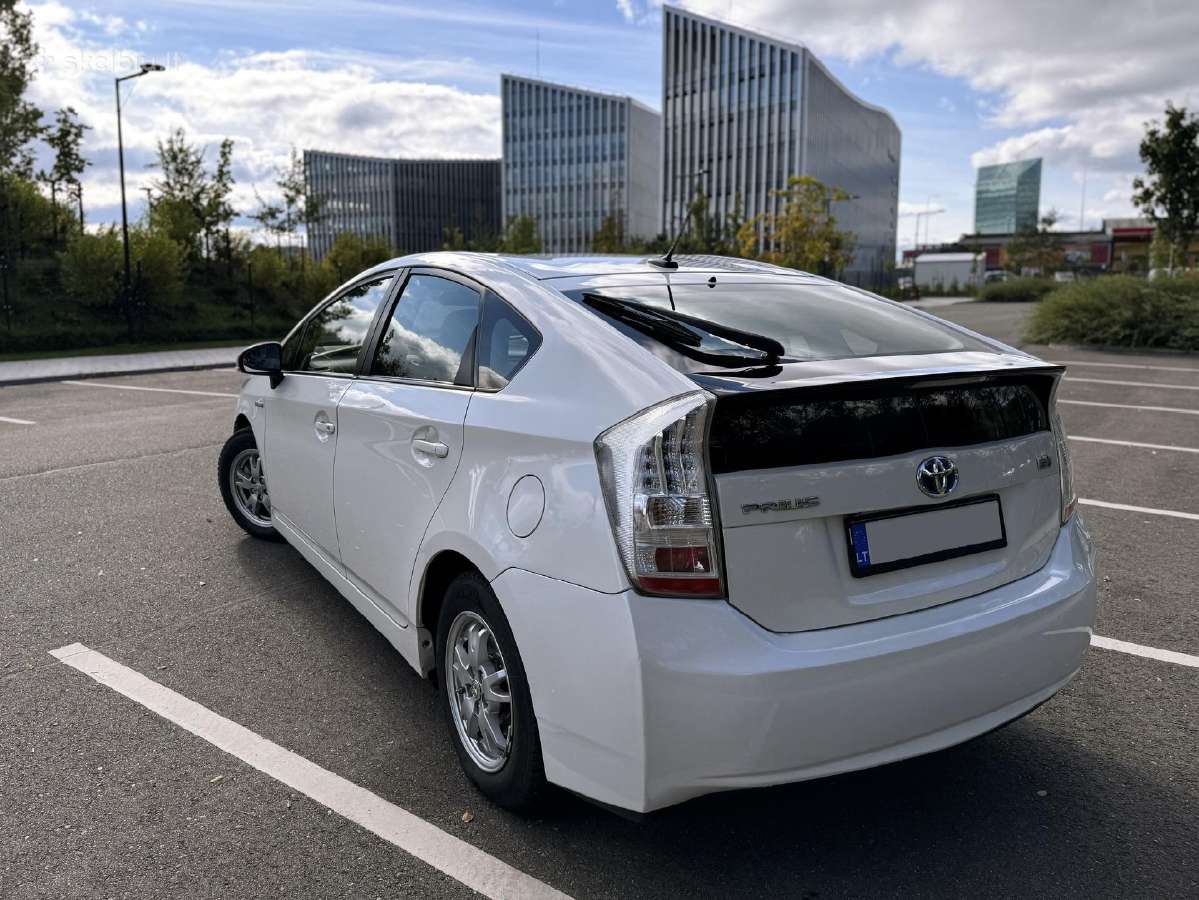 Toyota Prius nuoma pavežėjams - nuotraukos Nr. 3