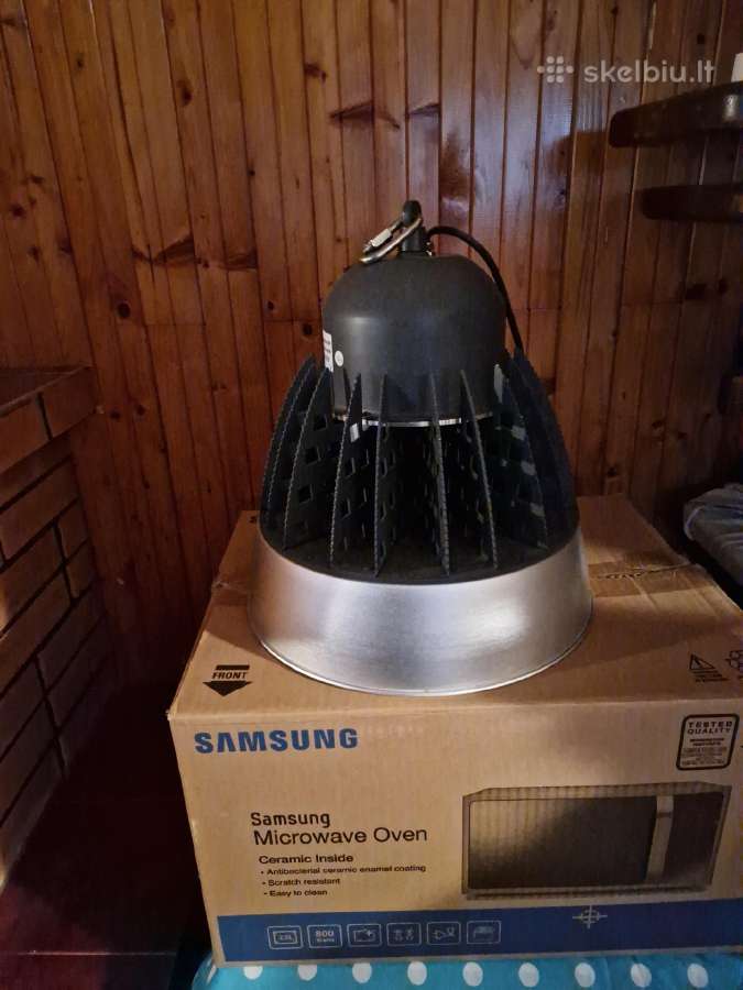 Naujas galingas LED šviestuvas
