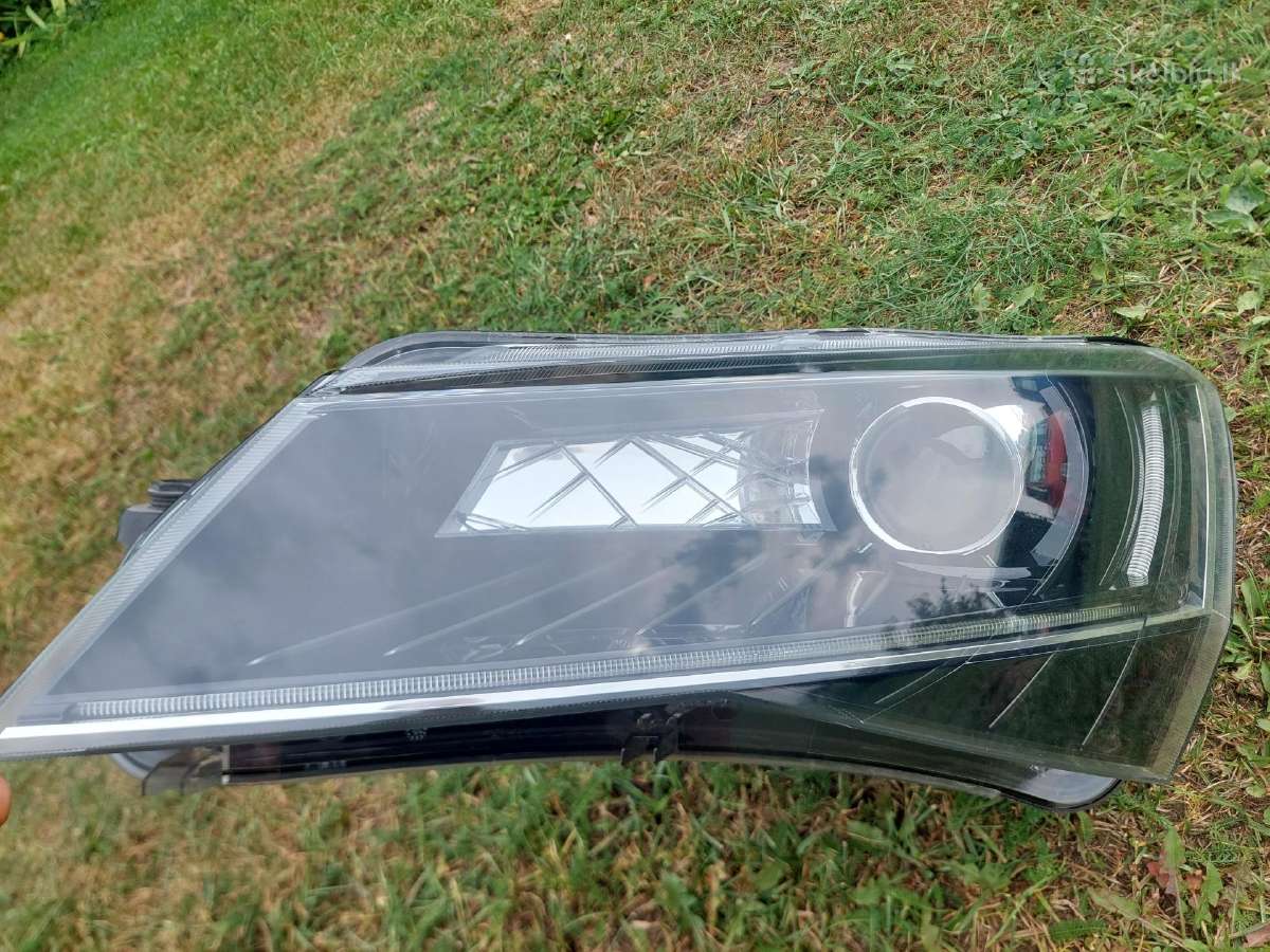 Škoda Superb Žibintas ir Grotos, Distronikas - nuotraukos Nr. 2