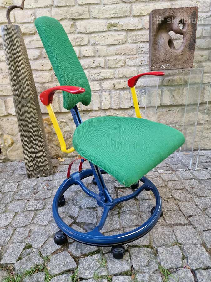 Vintažinė Mid Century autorinė darbo kėdė