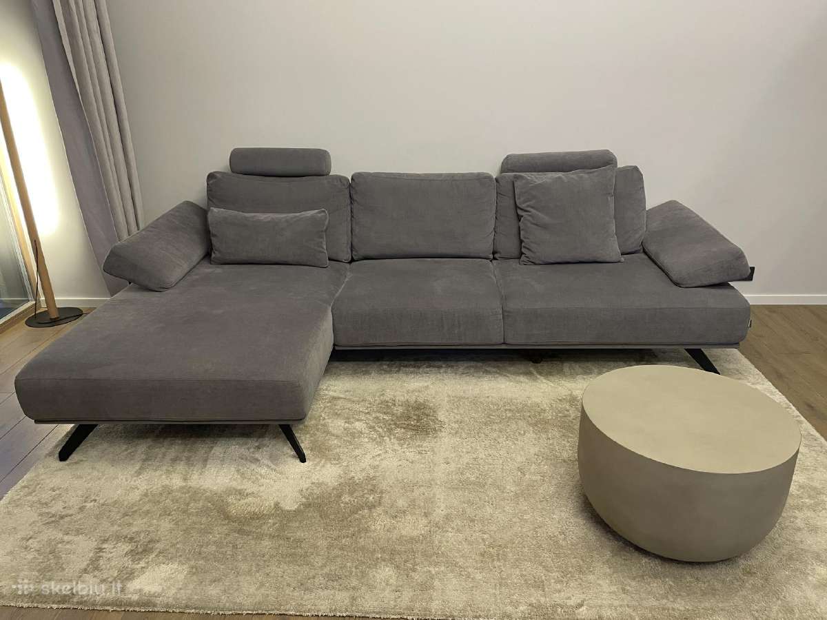 Kampinė sofa