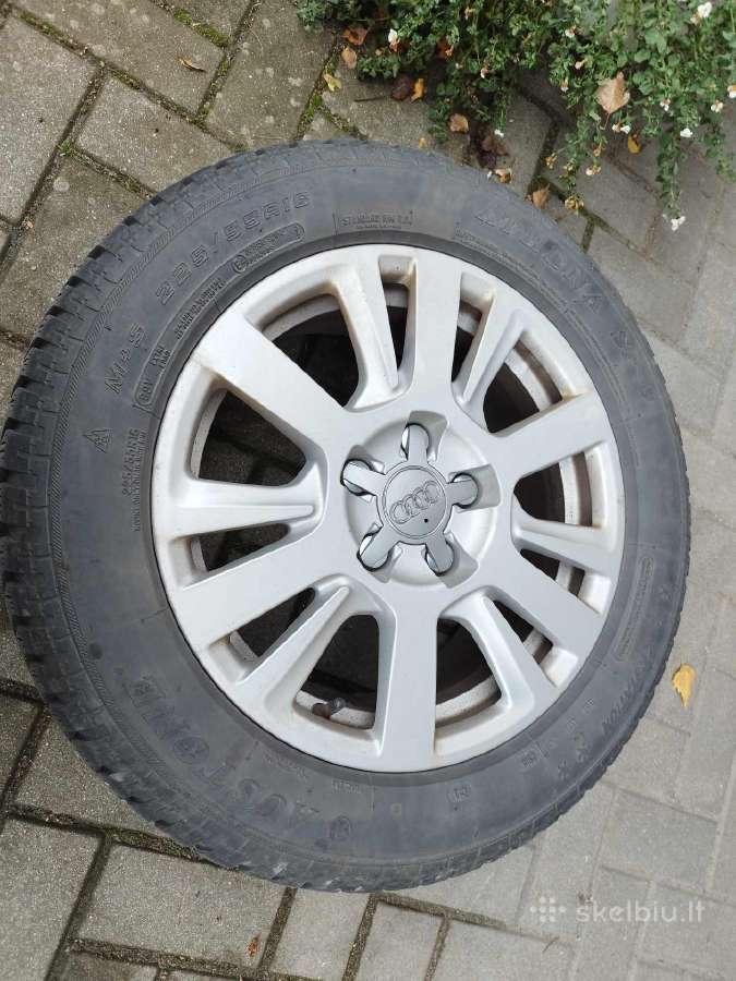 Originalūs Audi ratlankiai su žieminėm padangomis