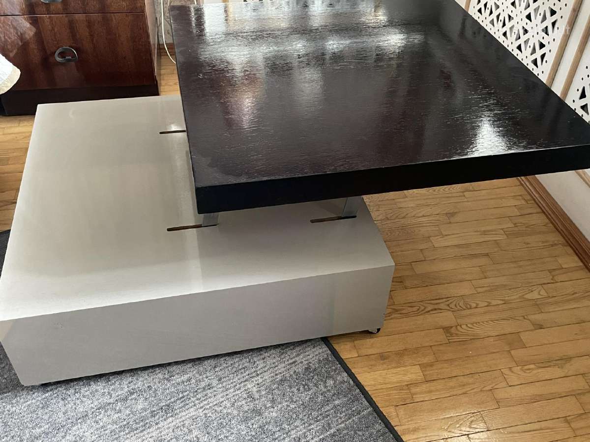 Kavos staliukas