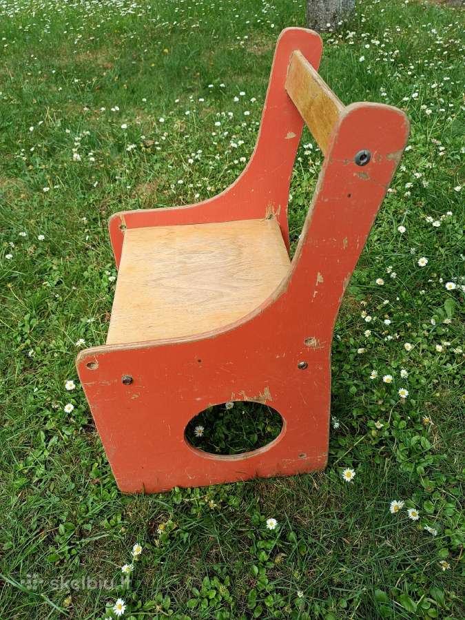 Buteliai vynui , azuoliniai tureklu stulpeliai . - nuotraukos Nr. 14