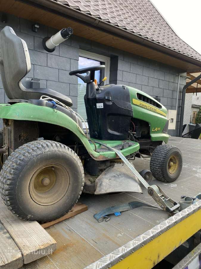 Naudotas John Deere traktoriukas - Skelbiu.lt