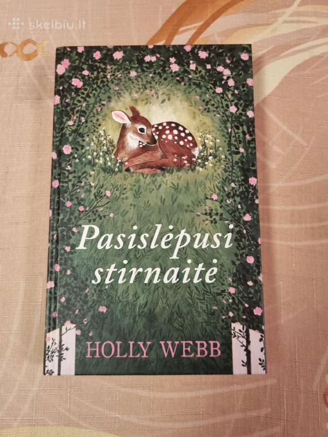Pasislėpusi stirnaitė
