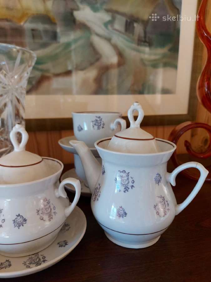 Porceleninis kolekcijinis servyziukas