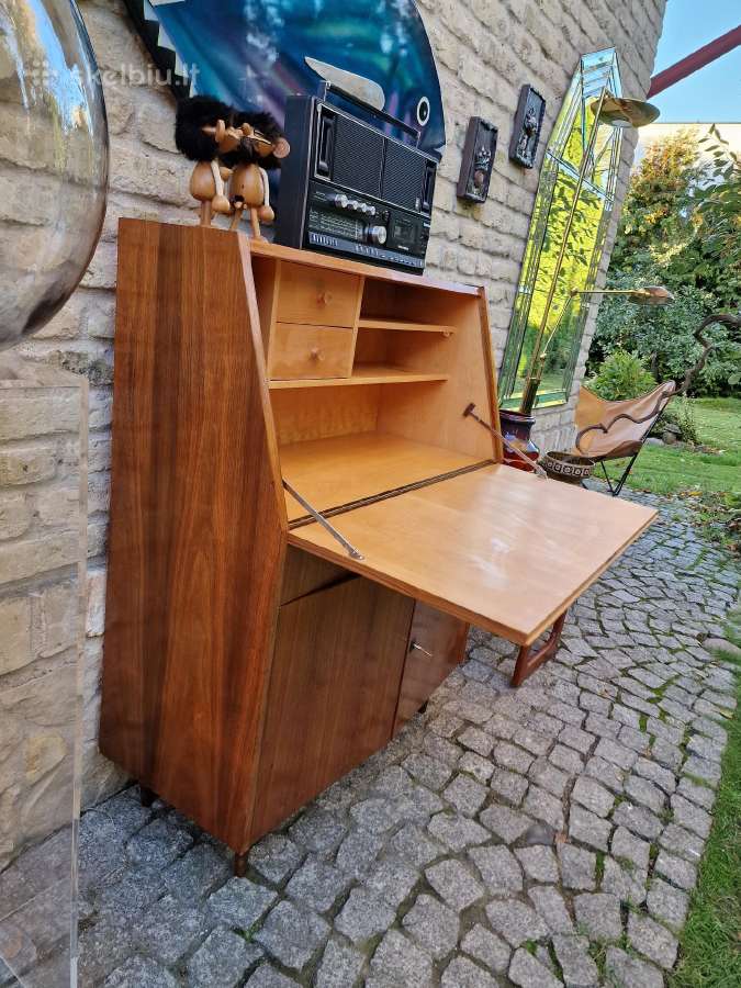 Vintažinė riešutmedžio spintelė -sekreteras - nuotraukos Nr. 30