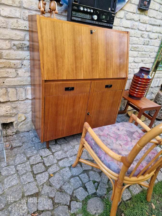 Vintažinė riešutmedžio spintelė -sekreteras - nuotraukos Nr. 38