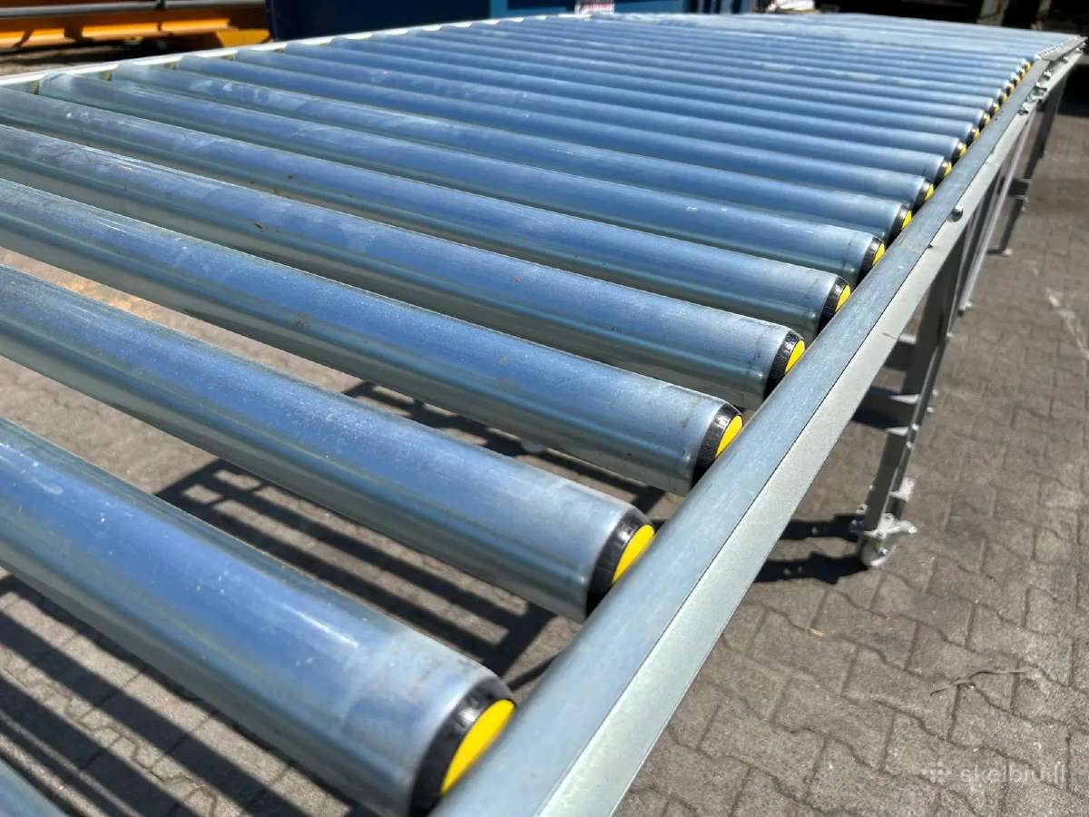 Rolgangai / gravitaciniai stalai 2 vnt po 3m ilgio
