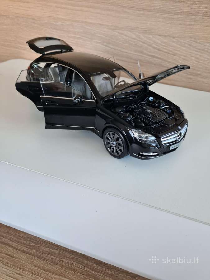 Mercedes cls 1:18 - nuotraukos Nr. 4