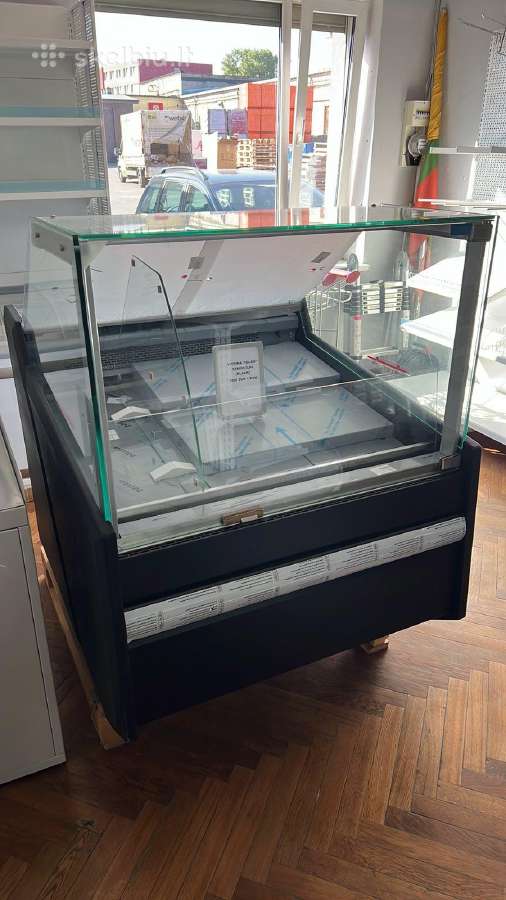 Šaldymo vitrina Igloo “Samos 0.94 Black