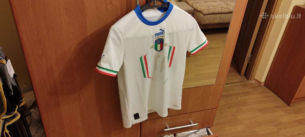 Puma Italijos futbolo marškinėliai 11-12 metų