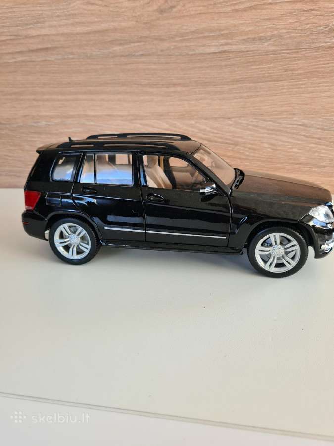 Mercedes GLK 1:18 - nuotraukos Nr. 4