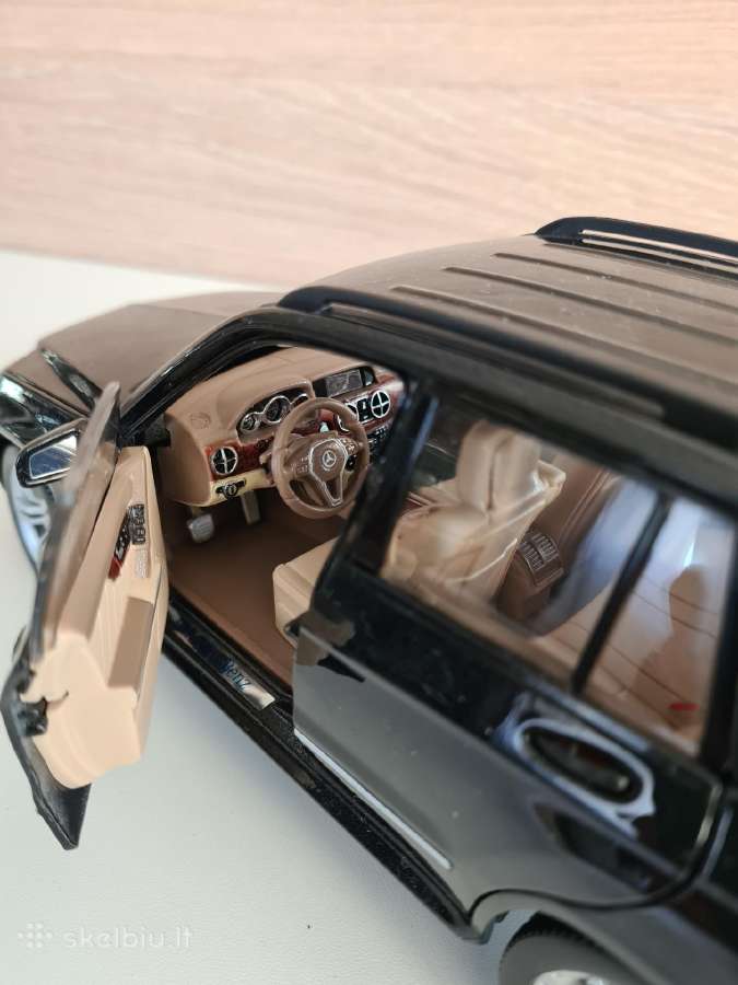 Mercedes GLK 1:18 - nuotraukos Nr. 6