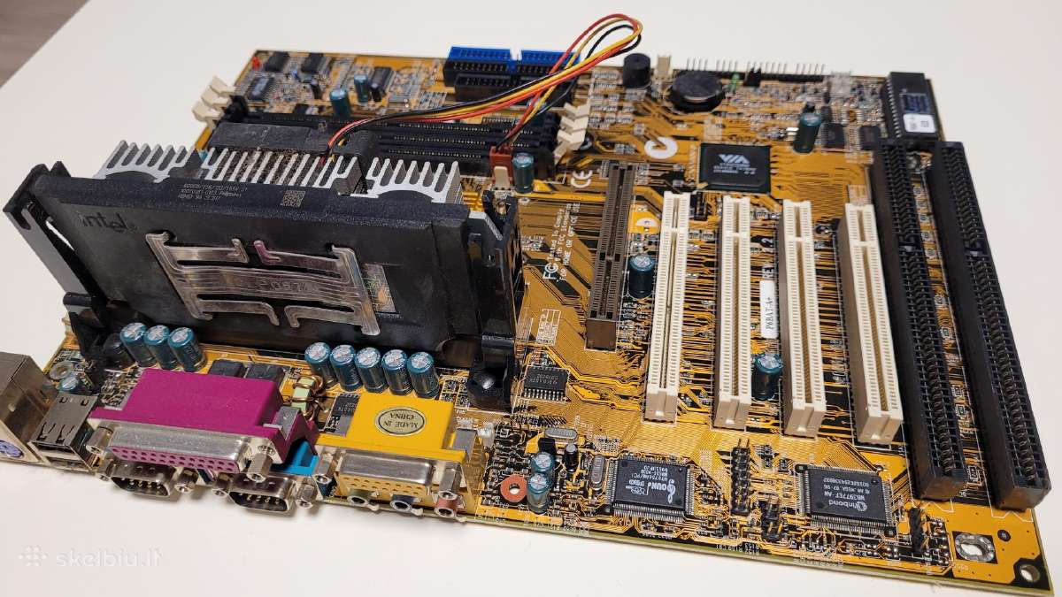Vintažinės pc motininės plokštės - nuotraukos Nr. 7