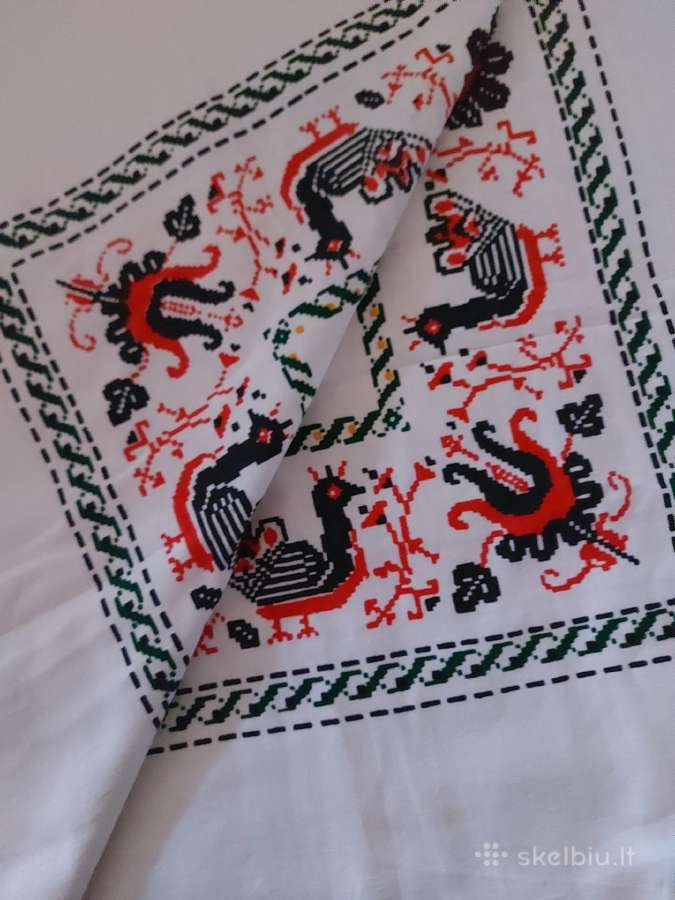 Senovinė,lininė staltiesė jūsų sodybai