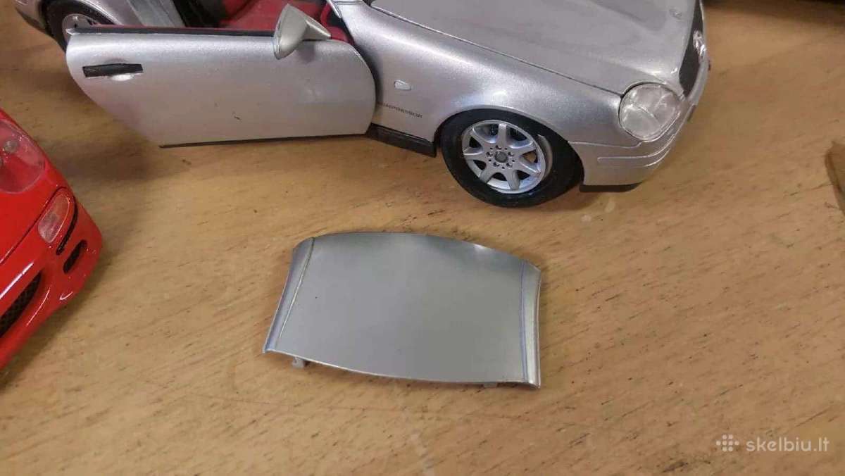 Modeliukai 1:18 mercedes chevrolet porsche ir kiti - nuotraukos Nr. 3