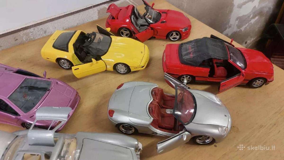 Modeliukai 1:18 mercedes chevrolet porsche ir kiti - nuotraukos Nr. 4